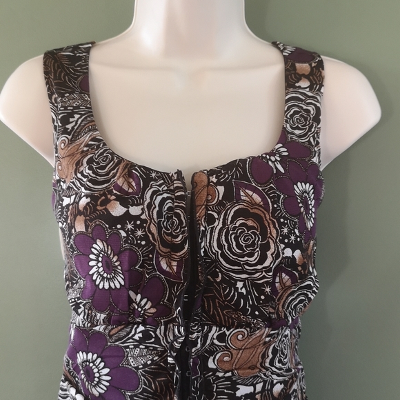 Sexy Floral Corset Style Frilly Hook Closure Sleeveless Fashion Top Ricki's Sz M - Picture 2 of 9